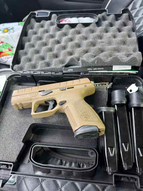 Beretta APX 