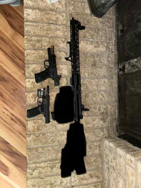 Two pistols and an upper 😏