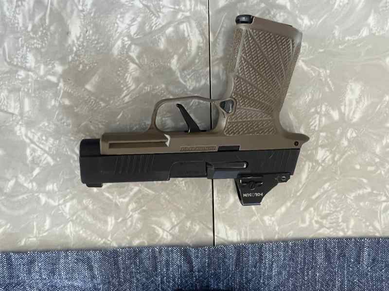 Sig P365 XL
