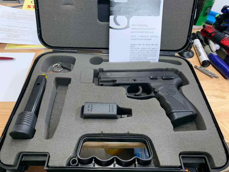 Taurus PT809C