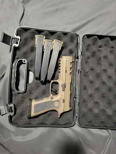 Sig P320 X5 DH3 8 mags