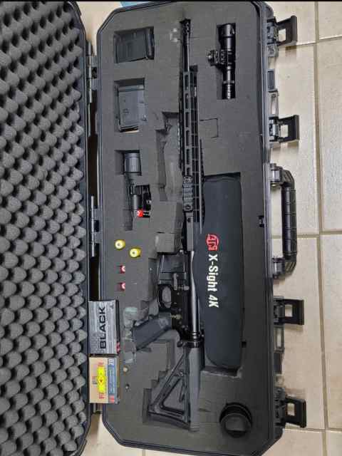 Smith &amp; Wesson M&amp;P AR15