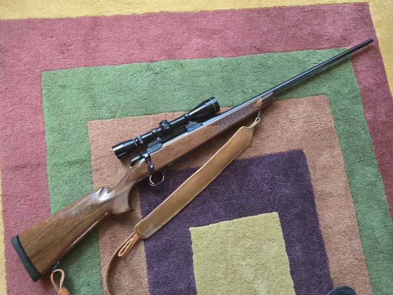 Browning A-Bolt Medallion 300 Win Mag w/scope ammo