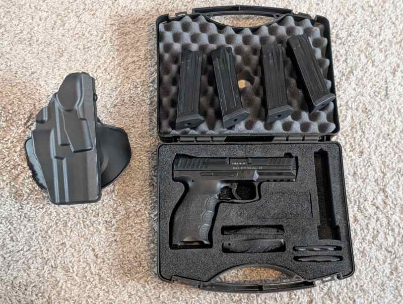 HK VP9 Bundle w/ OWB Holster and x4 Magazines