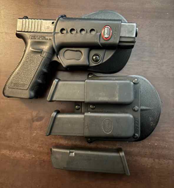 🔫 For Sale: Glock 22C .40 Cal – Compensated Model