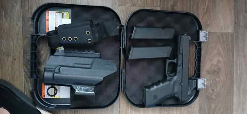 Glock 17 Gen 3 HOLOSUN X2 TEXT!!!!