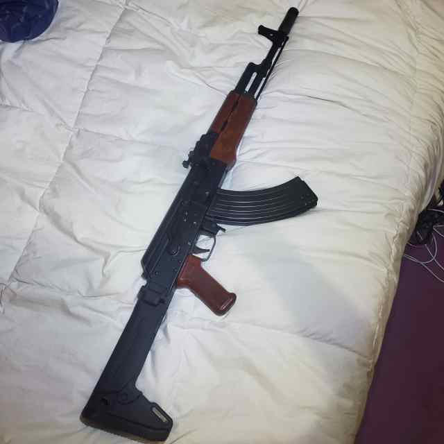20250428_193919.jpg