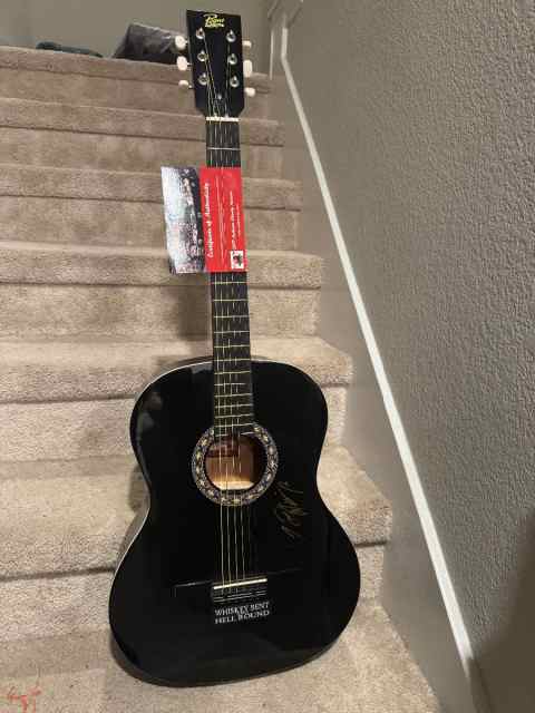 Hank Willam’s JR Autograph guitar with Coa 