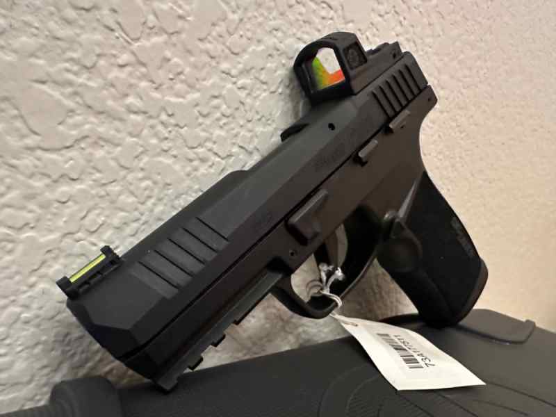 Sig Sauer P322 w/ Romeo Zero (NIB)