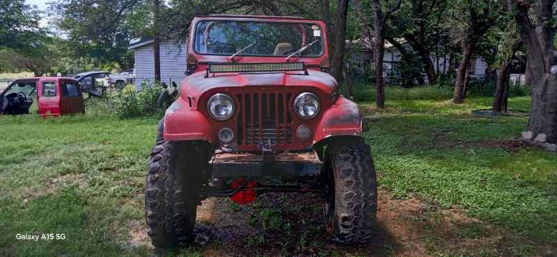 4x4 jeep with a 350 5.7 