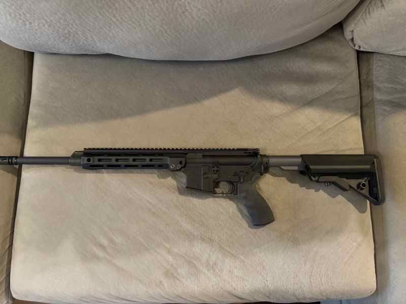 Unfired LMT Defender 2000 AR-15 5.56