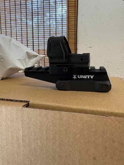 Sig circle dot on Unity Fast mount WTT