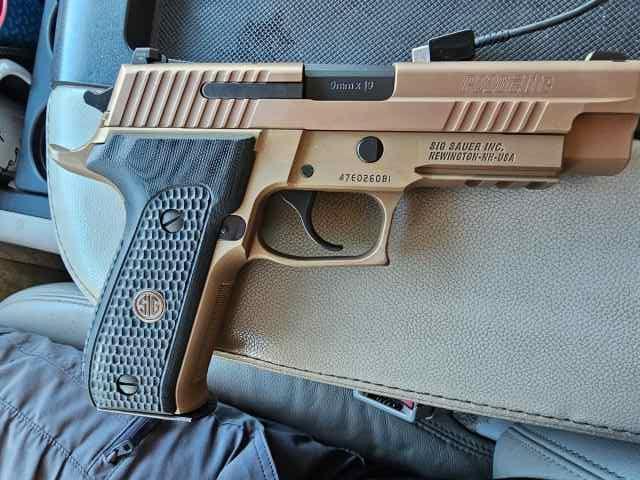 Sig P226 elite emperor scorpion 
