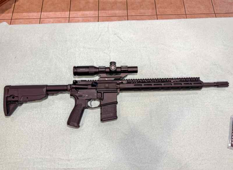 Daniel Defense DDM4 16&quot; - $1500 in upgrades MINT