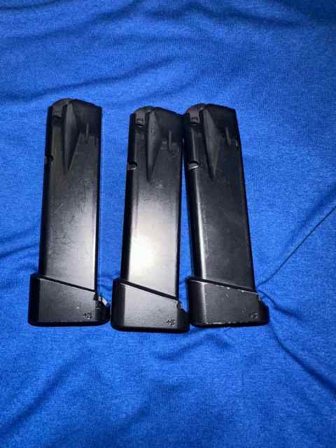 Canik elite magazines 18 round capacity (15+3)