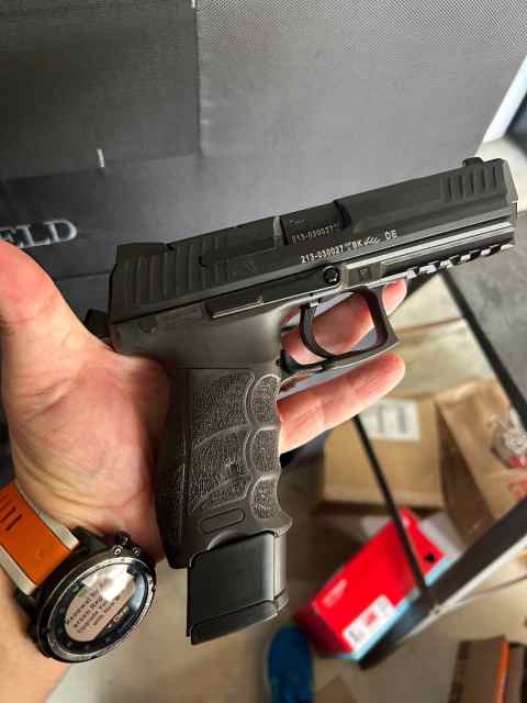 HK P30L